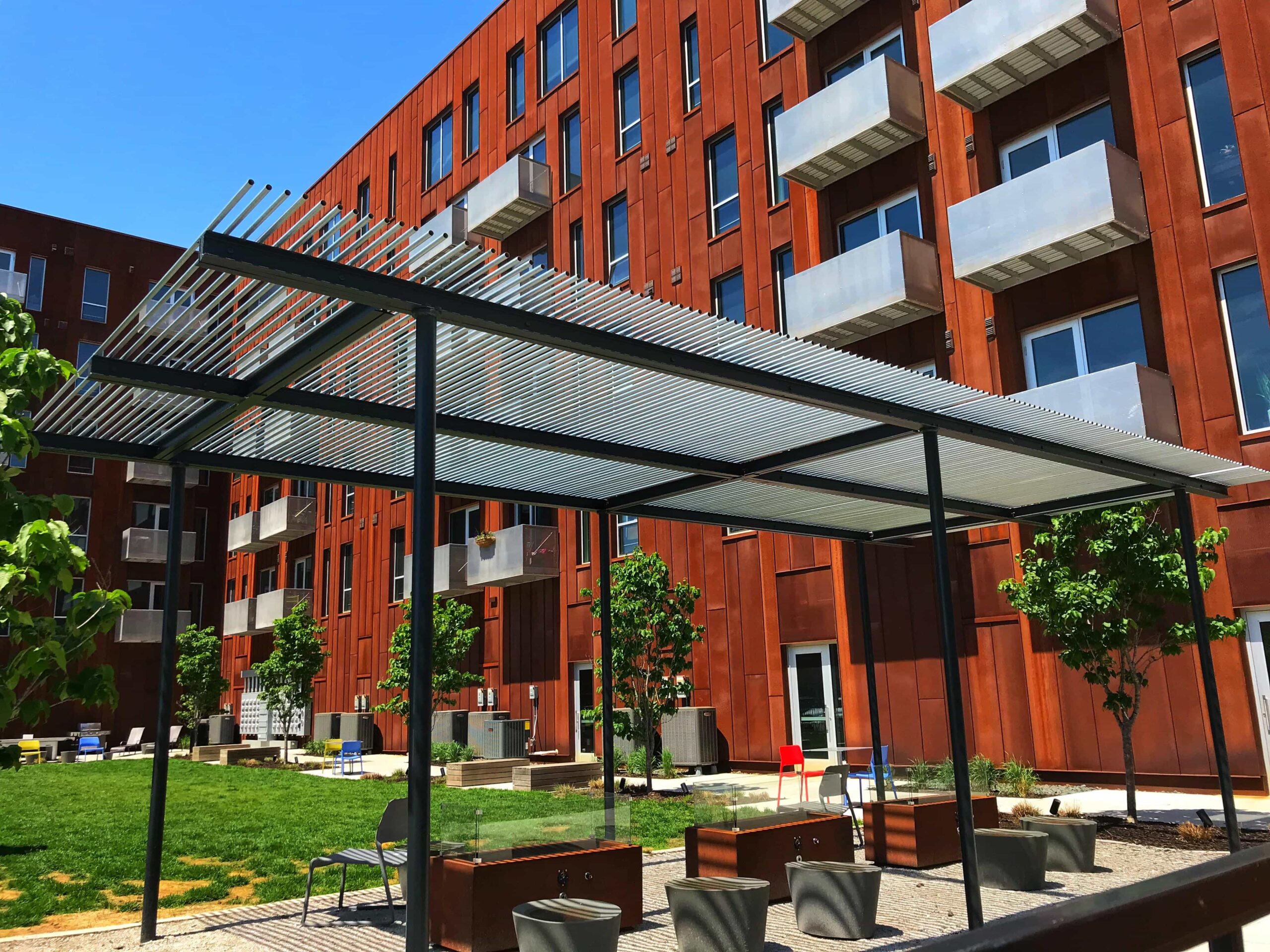 219 e. grand apartments 3